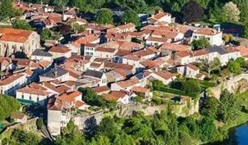 枣庄回乡建别墅为什么一定要选专业乡墅公司